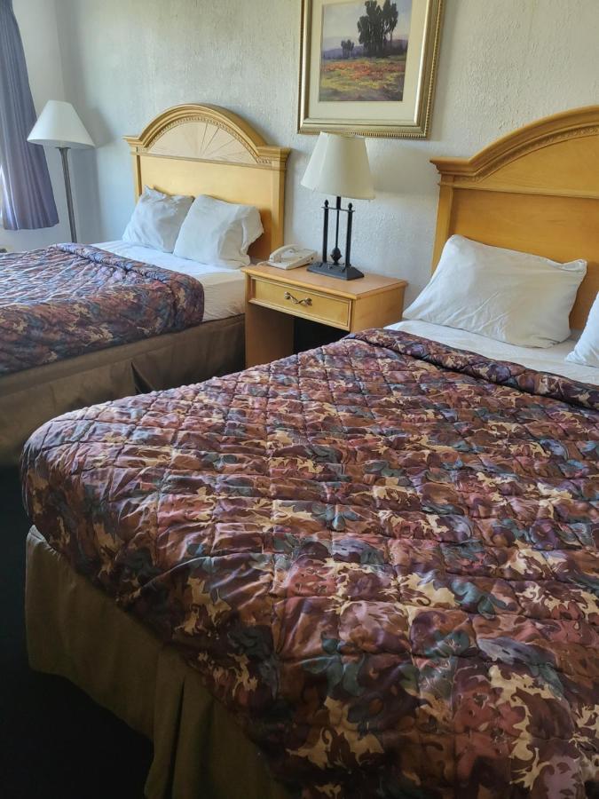 Brazil Rodeway Inn מראה חיצוני תמונה