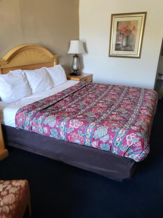 Brazil Rodeway Inn מראה חיצוני תמונה